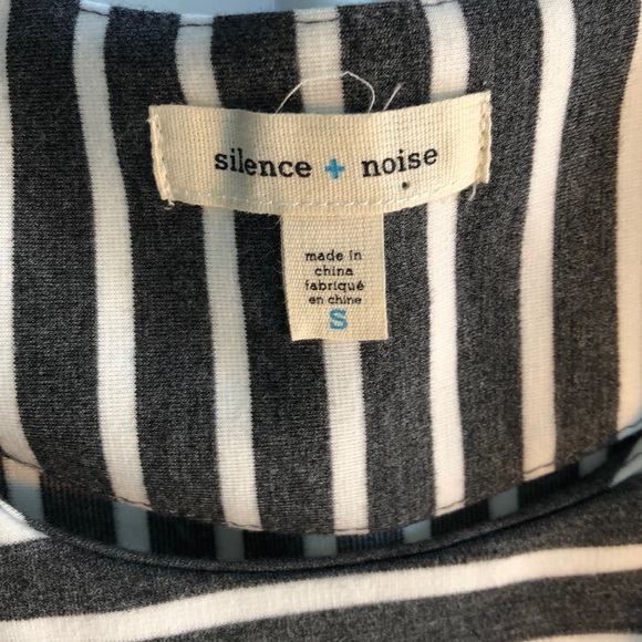 Small silence+noise dress - Picture 3 of 3